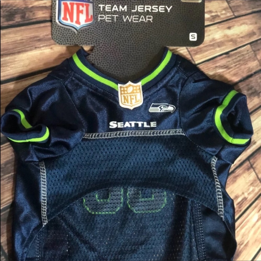 Seahawks dog jerseys - Picture 3 of 6